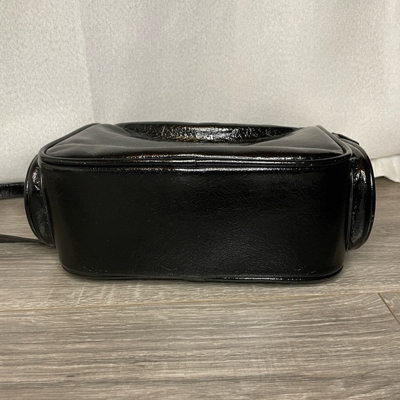 MARC JACOBS The Soft Box 23 Leather Crossbody In Black - Picture 3 of 9